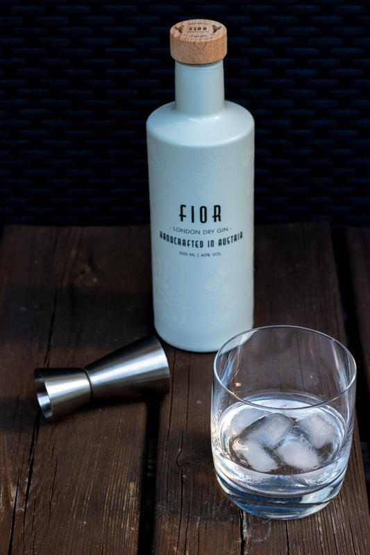 Gin FIOR on the Rocks